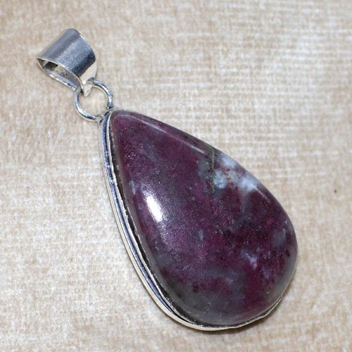 Ciondolo lepidolite placcato