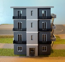 Palazzina Moderna a 4 Piani in