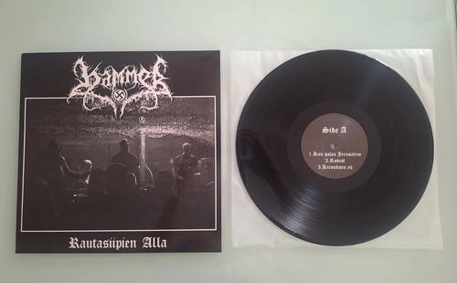 Hammer rautasiipien alla - rautasiipien, vinyl