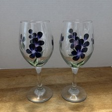 2 bicchieri da vino a stelo