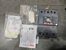 Interruttore automatico ABB