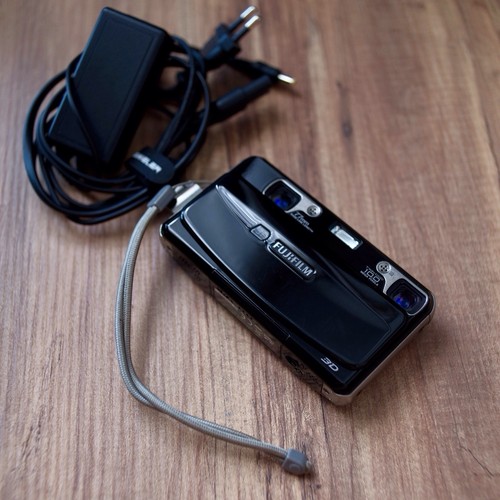 Fujifilm finepix real w1 - finepix,