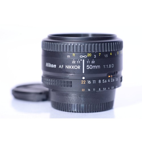 Nikon nikkor 1 - af, 1:1.8