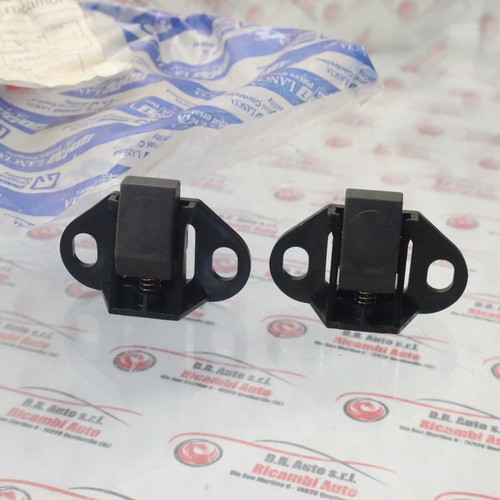 Coppia tasselli portellone - coppia,