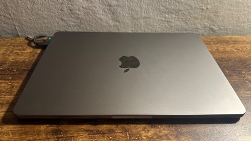 Macbook air 6 2022 - macbook, m2