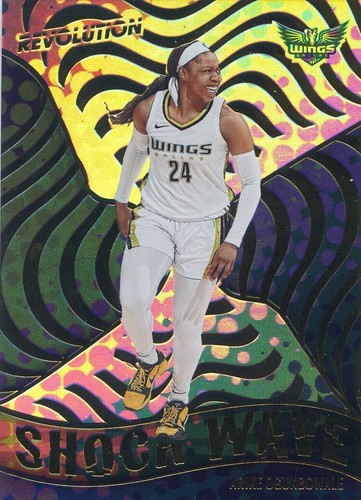 Panini revolution 2022 wnba - panini,