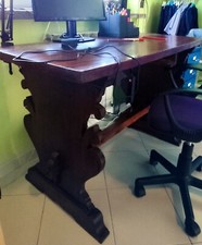 Tavolo Fratino Antico in Stile Italia '900 Legno Noce Traversa Piedi Sagomati