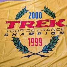 Bandiera grande Trek 2000 1999
