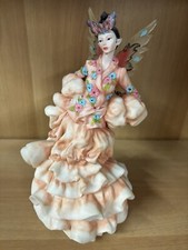 FATA IN RESINA  STATUETTA