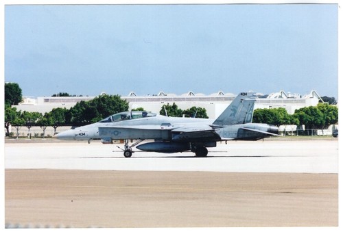 2003 usn hornet vfa - usn,