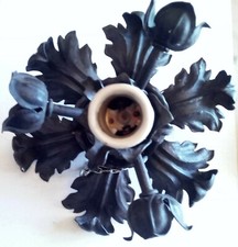 Lampadario in ferro lavorato a foglie Primi ‘900 28,0 x 26,0 cm (A55) Come da fo