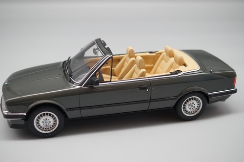 Bmw 325i e30 - 1:18, verde