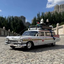1:18 Ghostbusters ECTO1