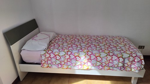 Letto singolo per cameretta
