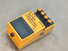 BOSS ROLAND Super Feedbacker