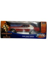 Modellino auto ERTL scala 1:18