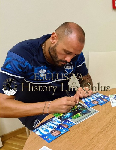 Asta beneficenza history life - asta,