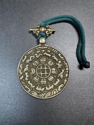 Grande amuleto bagua nove