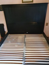 Letto matrimoniale del IKEA perfettamente solido con poggiatesta,senza materasso