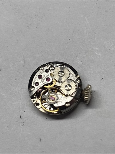 Girard perregaux movement - girard,