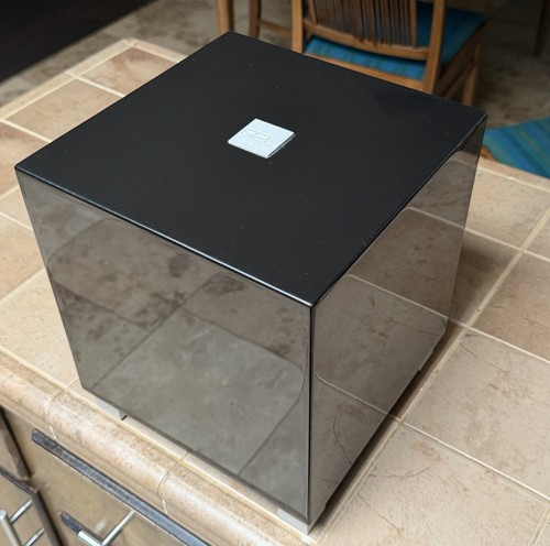 Rel acoustics powered - powered, 8"