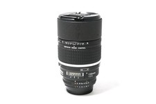 OBIETTIVO NIKKOR AF DC 135MM