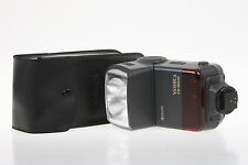 Yashica CS-250AF, flash a