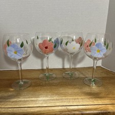 4 bicchieri da vino a stelo