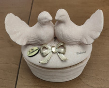 PORTAGIOIE IN PORCELLANA