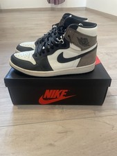 Nike Jordan 1 Dark Mocha Retro High