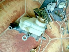 BMW Serie 3 E30 1985-1994 pompa dei freni