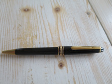 stylo roller  mont blanc  mesterstuck