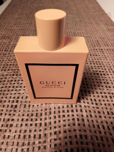 Gucci bloom profumo fiori - bloom, di