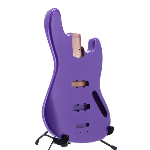 Fullerton bass body - g&l,