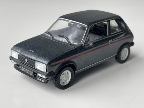 Peugeot 104 gris - peugeot, zs
