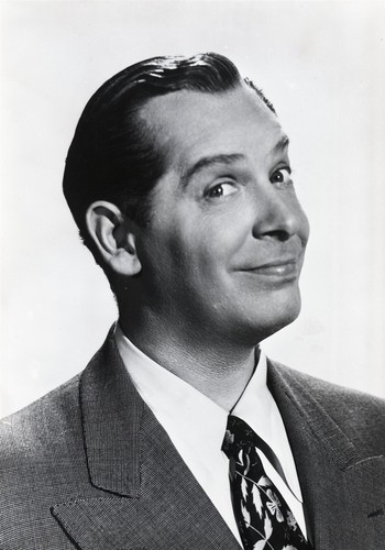 Kce1 943 milton berle - berle, anni
