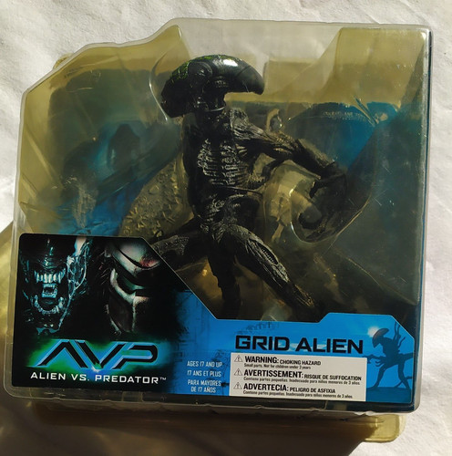 Mcfarlane toys avp - toys,