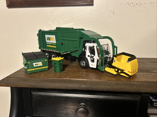 First gear waste management - first,