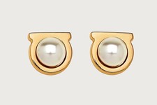 Salvatore Ferragamo –