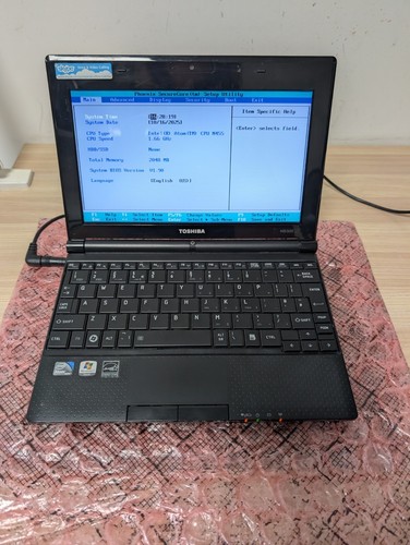 Toshiba nb500 12x intel atom - -,