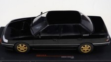 Modellino auto scala 1:18 Ixo