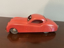 Coupè Jaguar XK120 in latta