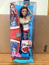 2011 BARBIE FASHIONISTAS
