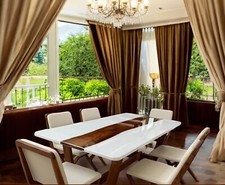 Tavolo da pranzo in resina