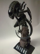 Statua xenomorfo diorama