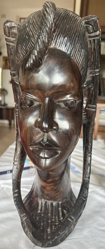 Statua intagliata mano in - statua,