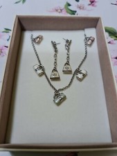 Collana e orecchini in argento