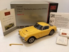 CMC 1:18, Ferrari 250 GT, giallo, giallo, yellow, M-054, in confezione originale, RARO, come NUOVO