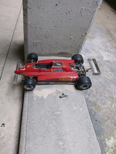 Ferrari 126c2 27 - f1,