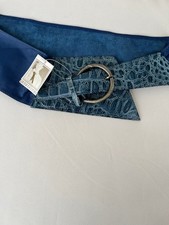 Cintura vintage femminile in nappa blu Corsini h da 11 a 9 cm lung. 103 cm